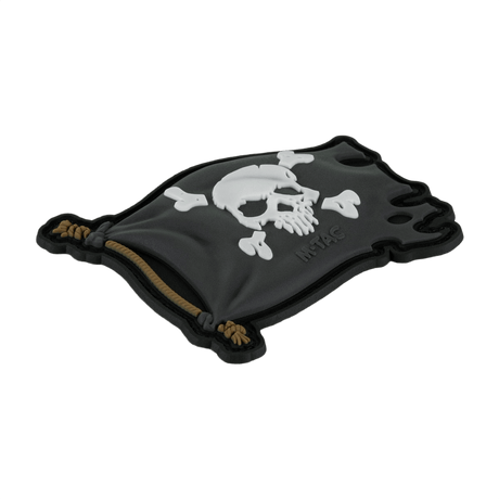 M-Tac Patch Jolly Roger PVC, 3D design i sort og hvid, lavet af PVC med velcro, eventyrsymbolik, 8x5 cm, til beklædning og taktisk udstyr.