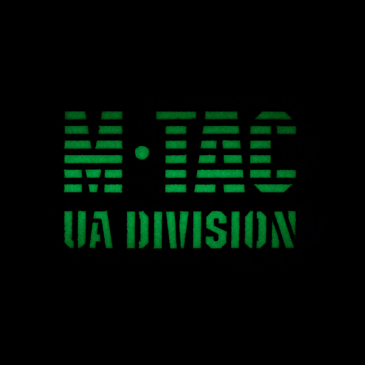 M-Tac Patch UA Division Laser Cut selvlysende morale patch med velcrofastgørelse og holdbart Cordura 500D materiale, ideel til udstyr.