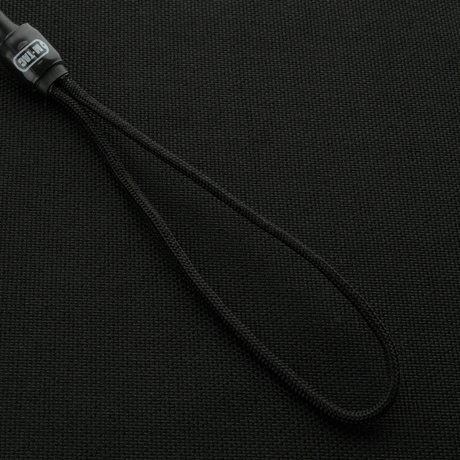 M-Tac Safety Cord Medium Kombineret med D-ring designet til sikkerhed, fastgørelse og forebyggelse af tab med MOLLE-system.