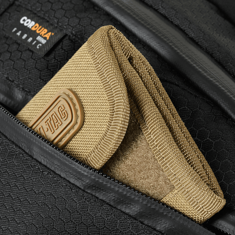 Detalje af M-Tac Sphaera Hex Hardsling Bag Large Elite med beige pung i CORDURA-foder.