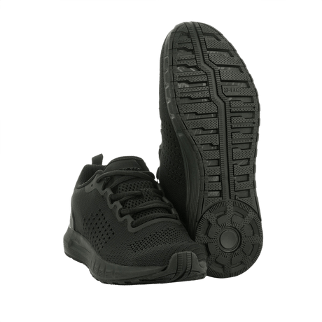 M-Tac Summer Light Sneakers i sort farve, letvægt og holdbar med EVA skum og gummi sål for optimalt greb, designet til sommerbrug.