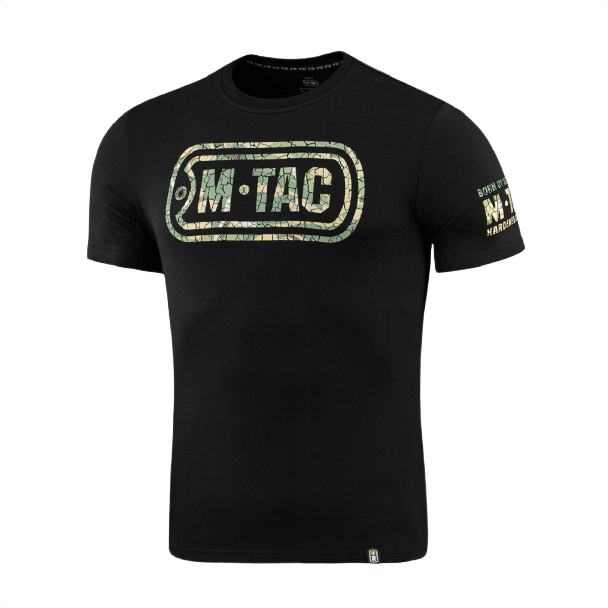 M-Tac T-Shirt Logo med camouflageprint og slogan "Born by Revolution – Hardened by War" på sort baggrund