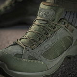 M-Tac Tactical Sneakers Demi-Season – Let og komfortabel i olivengrønt læder og Cordura, ideel til trekking og outdoor aktiviteter.