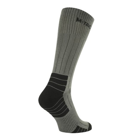 M-Tac Taktiske Sokker Ranger i grå med anatomisk pasform, ideelle til hverdag og udendørsaktiviteter. Komfortable og holdbare sokker.