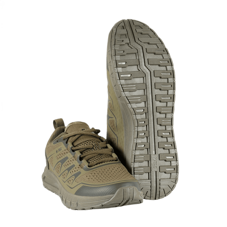 M-Tac Tactical Summer Sport Sneakers med åndbart design og gummiforstærkning ved tå og hæl, perfekt til varmt vejr.