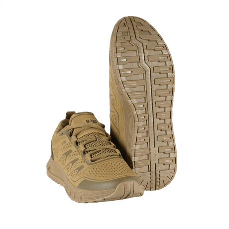 M-Tac Tactical Summer Sport Sneakers i sandfarve med robust EVA-sål og gummiforstærkning. Designet til komfort i varmt vejr.
