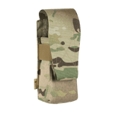 M-Tac taske til 2 magasiner i camouflagedesign fremstillet af holdbart Cordura-materiale med høj denier for taktisk brug.