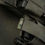 Nærbillede af M‑Tac Tourniquet Pouch Elastic Gen.5 i Cordura 500D med elastikbånd og velcro-lukning, perfekt til CAT tourniquet.