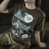 M-Tac T-Shirt Comics Drone Girl med comic-inspireret print af en FPV-pilot, der symboliserer styrke og effektivitet i kreativt design.