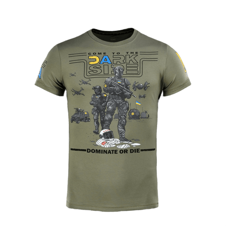 M-Tac T-shirt UA Side i lys oliven med unikt tryk og MagnaColours® blæk, lavet af 93% bomuld og 7% elastan for komfort og holdbarhed.