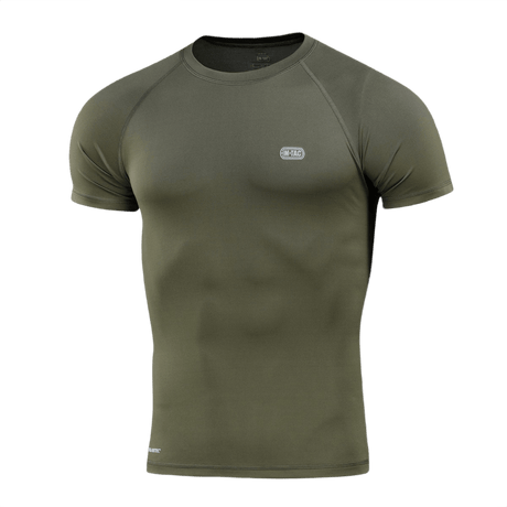 M-Tac T-shirt Ultra Light Polartec i olivengrøn farve. Lavet i Power Dry® materiale, perfekt til træning og outdoor. Reflekterende logo.