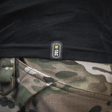 M-Tac T-Shirt Odin Mystery i sort design og camouflagemønster, viser logoet og fremhæver scandinavisk mytelogi inspireret print.