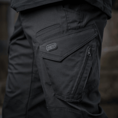 M-Tac Taktiske Bukser Aggressor Gen. II Flex i rip-stop stof med Teflon-belægning til træning, arbejde og casual brug.