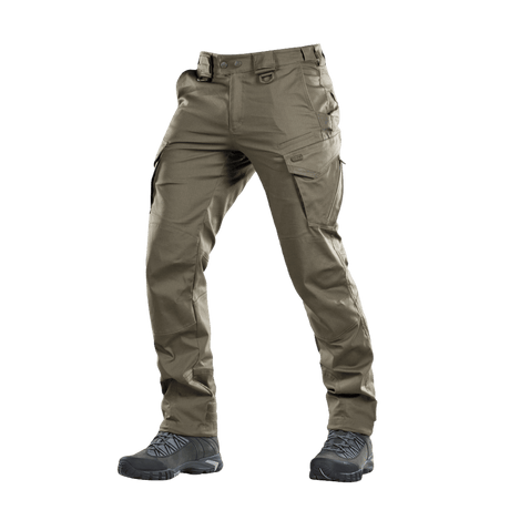 M-Tac Taktiske Bukser Aggressor Gen. II Flex i robust rip-stop stof velegnet til træning og udendørs aktiviteter.