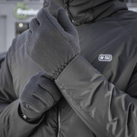 M-Tac Paladin Jakke i slidstærkt, vindtæt og vandafvisende materiale, ideel til temperature fra 0 til -15°C.