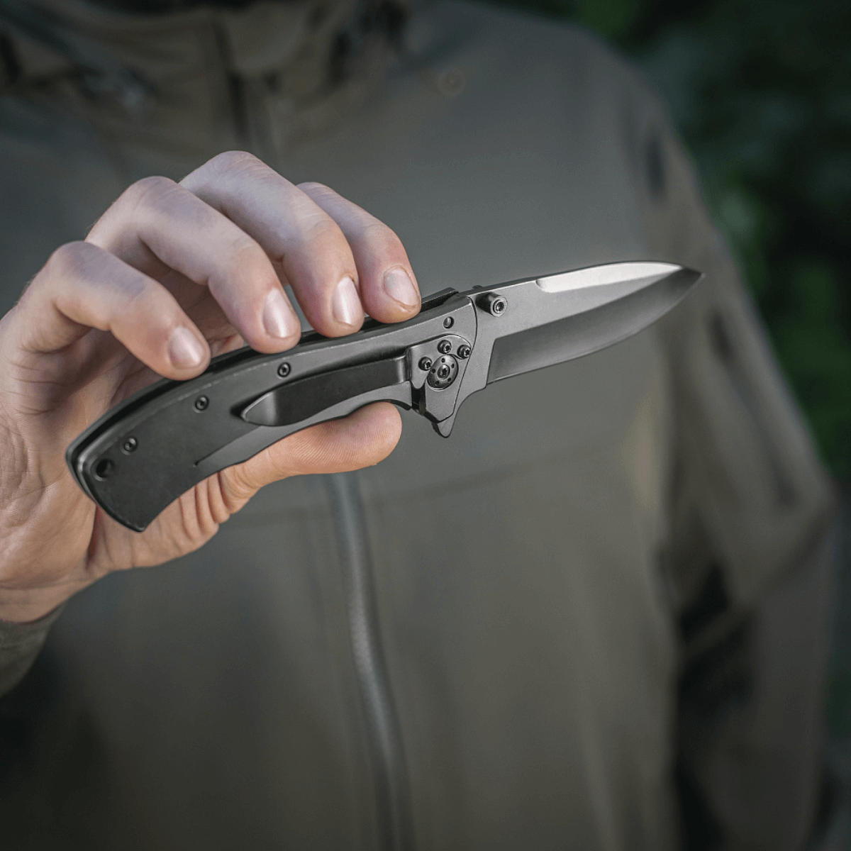 M-Tac Outdoor & Militær foldekniv - Type 7 holdt i hånd, letvægts krom rustfrit stål, sort belægning, taktisk EDC-kniv