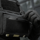 M-Tac Admin Pouch Large Elite Gen.II i robust Cordura 500D med AquaGuard lynlås og velcro-panel til patches, designet til effektiv opbevaring.