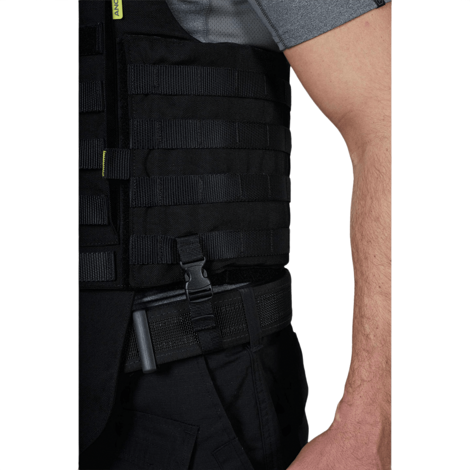 Anorak Niobium® Tactical I Stik & Skudsikker Vest med robust design for maksimal beskyttelse mod skydevåben og knive, detaljeret visning.